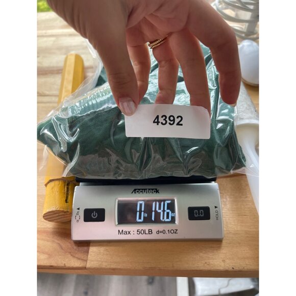 Universal Standard Oversized Sweater Size L 22-24 V Neck Green Cotton Holiday - Picture 8 of 8